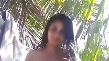 Today Exclusive- Cute Lankan Girl Showing Her Nude Body And Outdoor Bathing Part 7