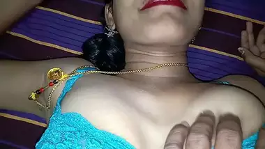 Hindi Mein Baat Karte Huye Chudai Ki Video - Gandi Gandi Baat Karte Hue Hindi Chudai Ki Free Blue Film indian sex tube