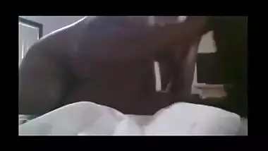 Indian sex video of a young floozy enjoying hardcore sex with a client