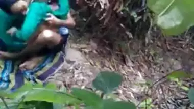 Shy legal age teenager mallu cutie Shilpa goes topless for the first time