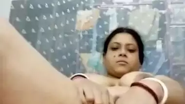 Sexi Bengali Boudi xxx desi sex videos at Negozioporno.com