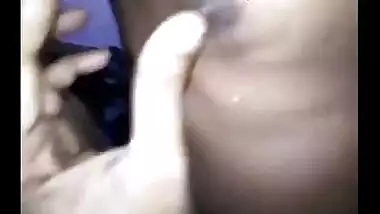 Desi sex video of a house wife enjoying home sex with her lover