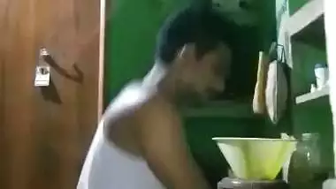 Man fills his busty aunt’s cunt with cum in aunty sex video