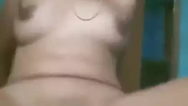 Desi XXX girl riding on hard dick of her boyfriend at his home MMS