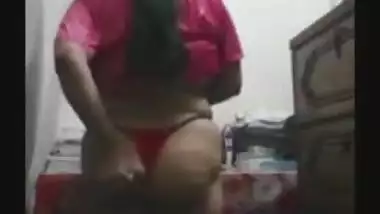 Indian wife loves when sex viewers jerks off to her showing XXX body