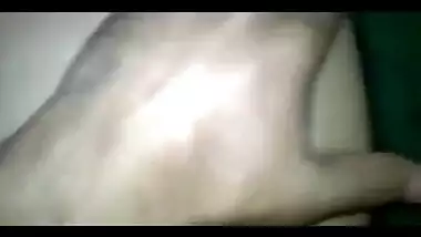 Man looks at Desi girlfriend's body and desire to film porn video fills him