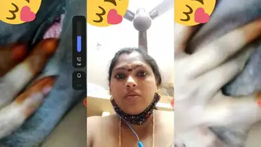 Koothi Mudi Black Sex Vidieo - Trends Tamil Amma Koothi Black Mudi xxx desi sex videos at Negozioporno.com