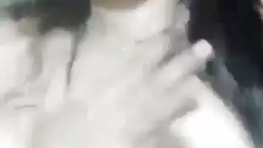 Beautiful girl shoots her desi nude MMS for her lover