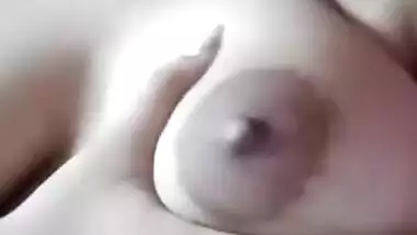 Today Exclusive- Horny Desi Girl Record Her Nude Selfie Part 2