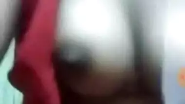 Desi Beautiful Girl Showing Her Boob on Imo video call-1