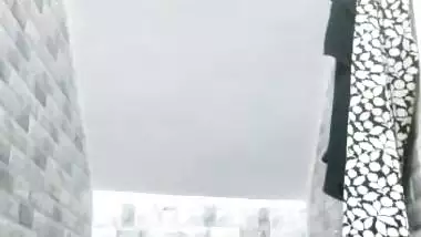 Super Horny Indian Girl Show’s Nude Body and Dancing Part 2