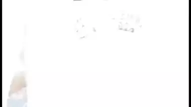 Paki wench sticks XXX toys into her Desi ass and pussy for DP video