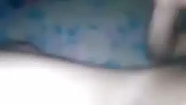 First wedding night of Desi girl who does MMS porn with her XXX lover