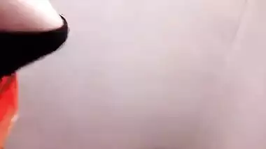Desi babe gives herself to XXX fucker loving to touch and kiss her tits
