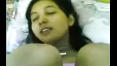 Cute teen enjoys a hardcore sex session with her lover
