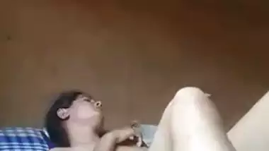 Slim Desi wench enjoys hardcore XXX session with dude in MMS video