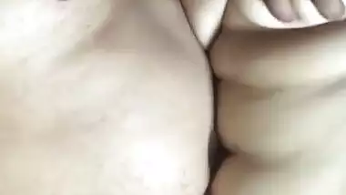 Horny desi aunty playing hubbys cock and try to inserting her pussy