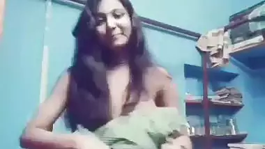 Manmitha Indian girl adult show