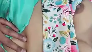 HD xxx sex video of busty desi bhabhi in saree