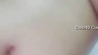 Today Exclusive- Sexy Girl Record Her Nude Video For Lover Part 2