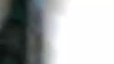 Man fucks a desi girl’s tight pussy in hardcore xxx video