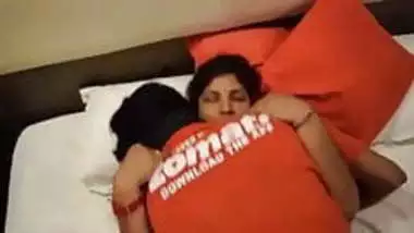 Trends Telugu Aunty S Delivery Boy Pornv Sex Videos xxx desi sex videos at  Negozioporno.com