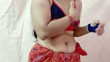 Xxx Indian Sadi Vali Bhabi Sex Videos - Indian Aunty Bath Saree Change Room xxx desi sex videos at Negozioporno.com