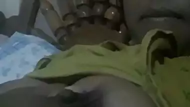 Telugu wife boobs selfie MMS video – Andhra nude show