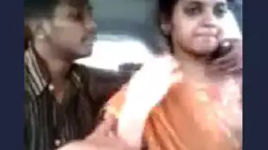 380px x 214px - Tamil Guy Smooching And Pressing Boobs Of Cute Girl In Car indian sex tube