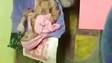 Pretty Indian XXX babe gets fucked by her young horny boyfriend MMS