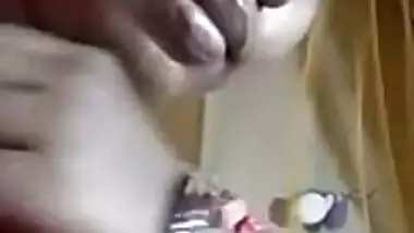Hubby is away and Desi wife decides to gladden him with the porn video call