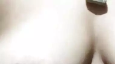 Bangla girl virgin pussy and viral nude show MMS
