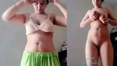 Www Xnxxxvivud Com - Pakistani Village College Girl Nude Body Show indian sex tube