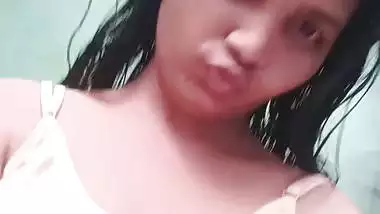 Chubby girl wears bra and new dresses before nude