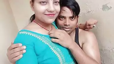 Cute smiling bhabhi boobs squeezed hard, pressed, grabbed & felt many times in vlog