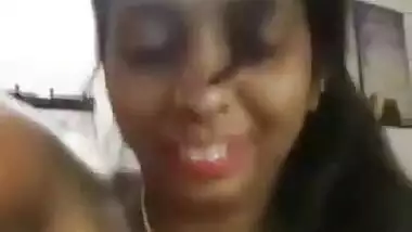 Desi village bhabi rakhi show her pussy