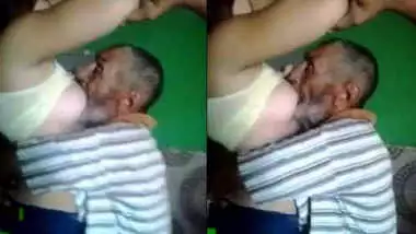 Punjabi Xxxxxi Video Full Hd Download - Arab Chubby Giving Boob Milk To Old Man indian sex tube