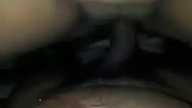 Desi Bhabhi handjob and riding