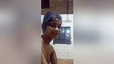 380px x 214px - Desi Shy Girl Shows Boobs indian sex tube