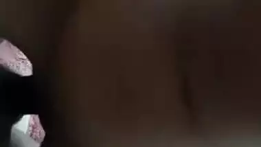 Desi XXX girl gets her pussy licked after giving a blowjob to her lover MMS