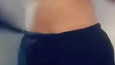 Mysterious Indian lady isn't in hurry to expose tits in porn video