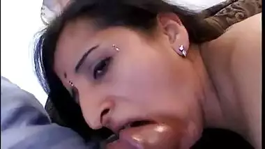 Indian wife wants to get her first double penetration, so husband invites the neighbor to help