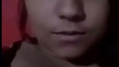 Super Hot Sri Lankan Girl More New Clips Must Watch guys part 1