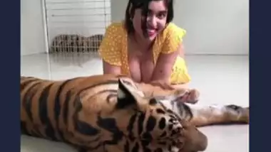 Movs Tiger Sex Girl Video xxx desi sex videos at Negozioporno.com