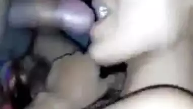 Cute Indian GF oral job for the 1st time to her boyfriend