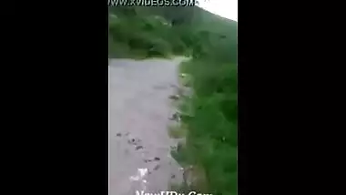 Desi sex movie of a legal age teenager hotty having outdoor pleasure with her horny bf