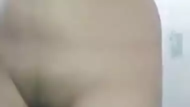 Female from Indian village comes out with her XXX zones naked in sex show