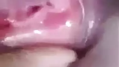 XXX babe flaunts pussy on camera in solo MMS video for Desi viewers