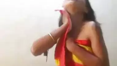 Bigtits Sexy Indian Babe In Shower