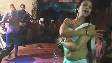 Videos Videos Arkestra Dance Bhojpuri Open Video Randi xxx desi sex videos  at Negozioporno.com